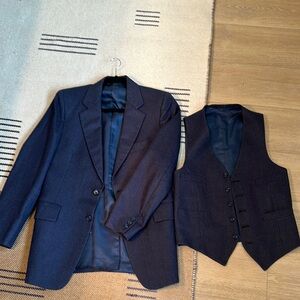 Vintage Classic Navy Men's Suit & Vest